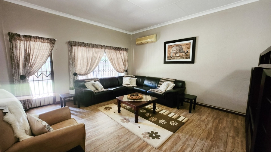 4 Bedroom Property for Sale in Wilkoppies North West